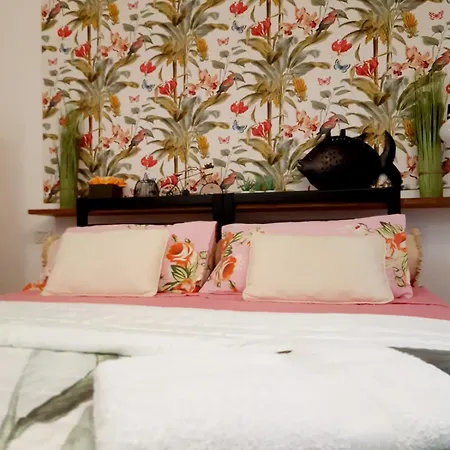 לינה וארוחת בוקר La Delice דלמינה