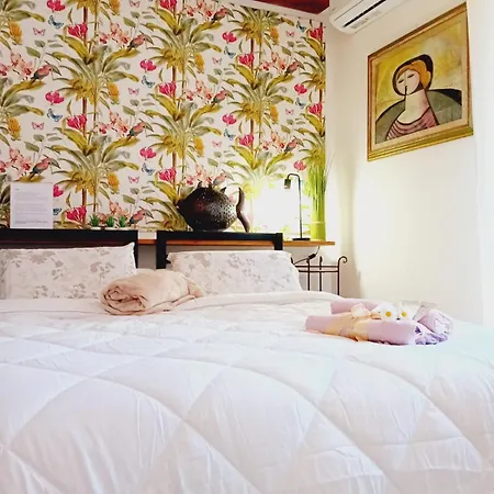 La Delice Bed & Breakfast 3*