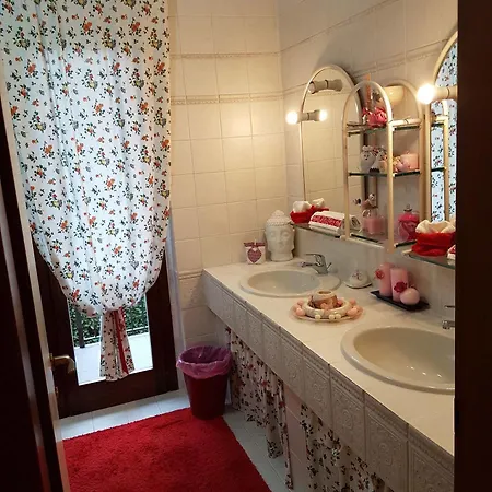 La Delice Bed & Breakfast 3*